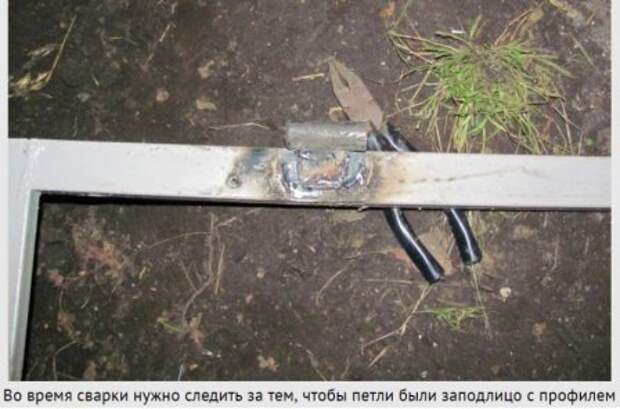 Как сделать распашные ворота из профлиста своими руками