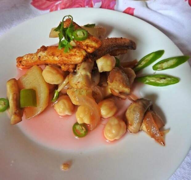 Жареные бананы с грибами. \ Фото: themadscientistskitchen.com.