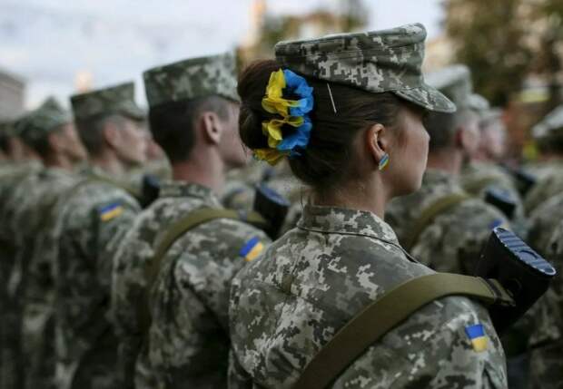 На Украине будут штрафовать военнообязанных женщин за устаревшие учетные данные