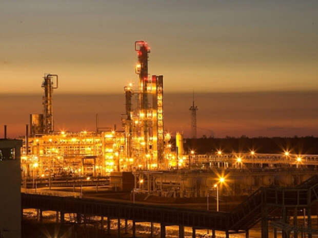 Дубинский разъяснил, зачем Зеленский атакует российские НПЗ Дубинский разъяснил, зачем Зеленский атакует российские НПЗ