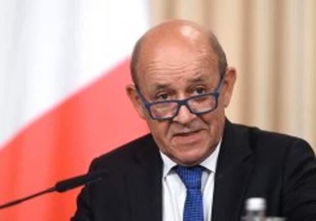Франция указала на кризис в отношениях с США из-за контракта по подлодкам