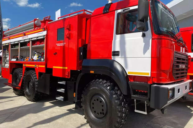 Урал создал бронированный пожарный автомобиль с дистанционным управлением