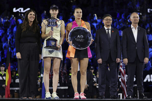 Соболенко встретится с Рыбакиной в финале турнира в Индиан-Уэллсе