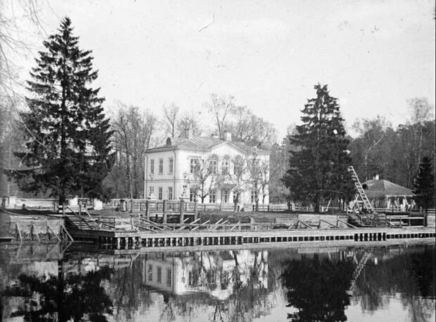 Мельничный флигель. 1920-1929 годы / Фото: pastvu.com/uploaded by Mihalych