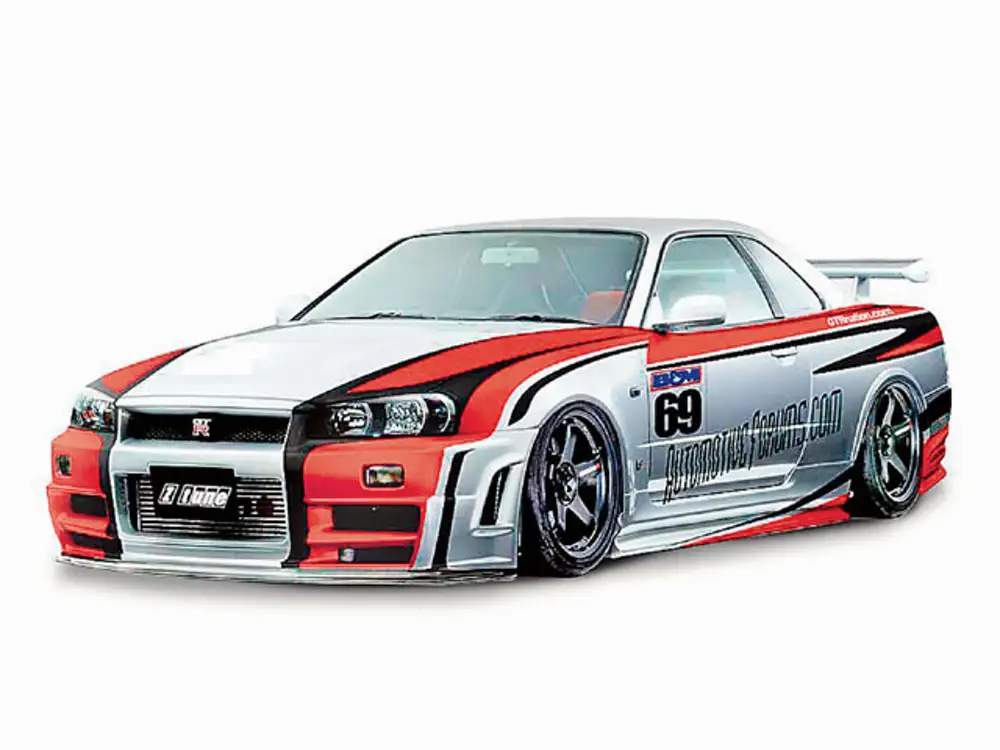 Винил на Nissan Skyline r34 купе