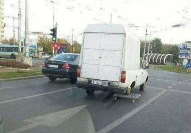 20 фото, на которые надо смотреть дважды, чтобы понять что это и насколько оно странно 20 фото, на которые надо смотреть дважды, чтобы понять что это и насколько оно странно