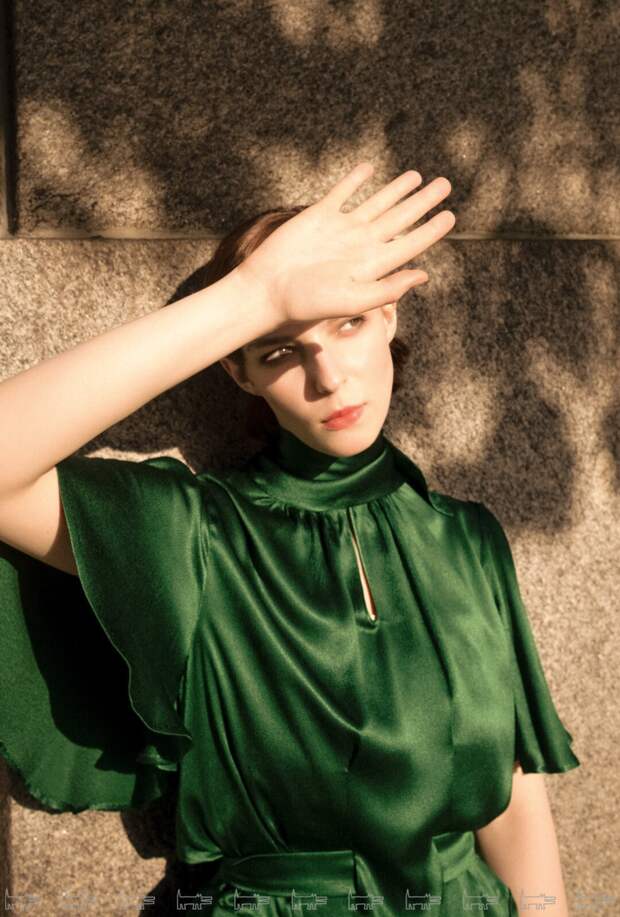 «Родители должны заниматься собой»: Полина Цыганова о силе личного примера