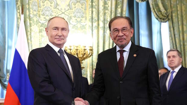 Укрепление сотрудничества, проекты с Малайзией в сферах газа и мирного атома: о чем говорил Путин