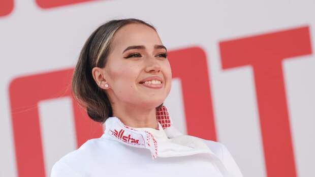 Ондуа пригласил Загитову на тренировку по фигурному катанию