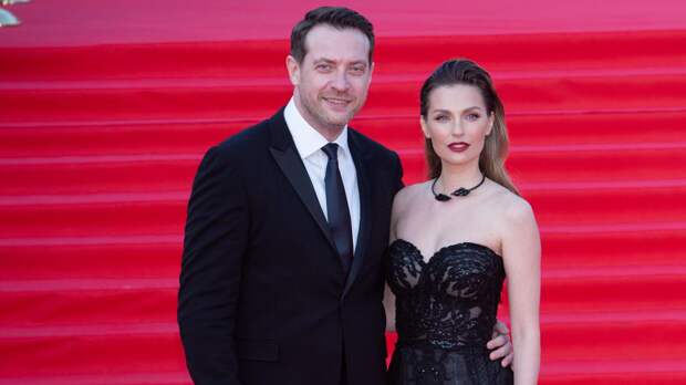 Кирилл Сафонов публично обратился к Саше Савельевой в особенный день