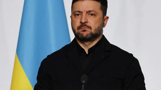 Зеленский продлил мобилизацию на Украине еще на три месяца