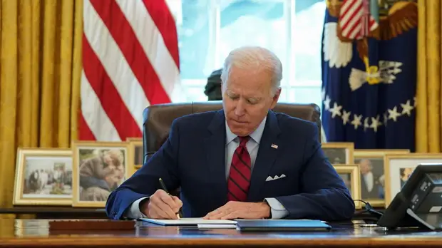 Байден отменил нововведения Трампа в сфере медицинского страхования