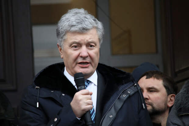 Пётр Порошенко отказался участвовать в политическом “шоу” Владимира Зеленского