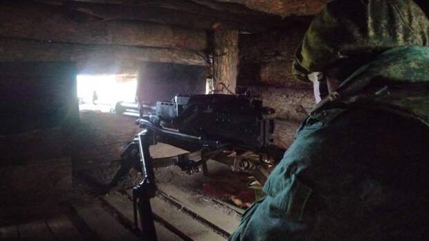Один день на линии фронта: как живут и воюют на передовой в Донбассе — эксклюзивный фоторепортаж