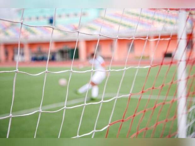 Лукодром вытесняет футбол со стадиона в Чите