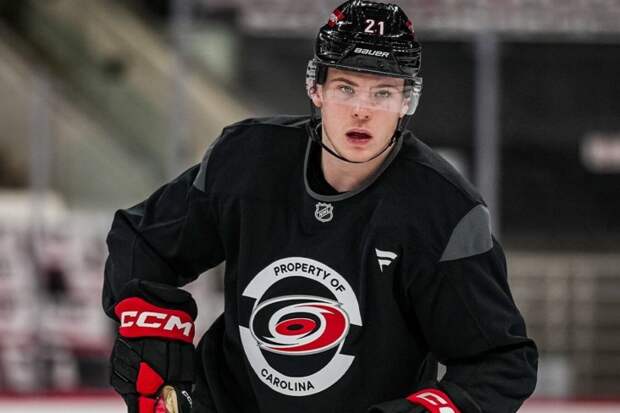 Форвард «Трактора» Александр Рыков назвал силовой приём на Никишина «грязным»