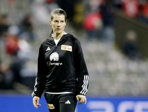 Впервые в истории высших лиг Европы тренером футбольной команды стала женщина