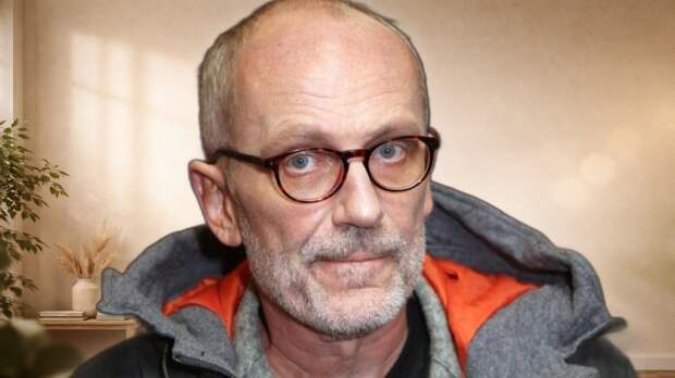 «Как дед с внучкой!»: 62-летний Александр Гордон снова женился на 23-летней художнице, но скептики уверены, что она сбежит