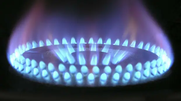 Жечь костры, чтобы согреться: как рост цен на топливо сказался на жизни простых британцев