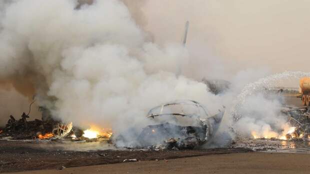 Не менее 14 человек погибли при крушении самолета в Южном Судане