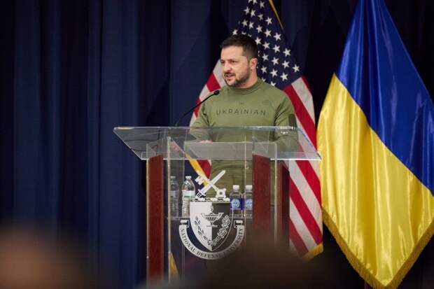 Зеленский доложил госсекретарю США о ситуации на Харьковском направлении