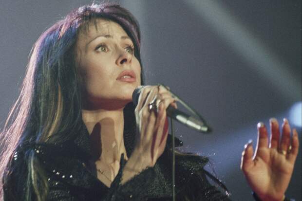 Певице Марине Хлебниковой грозит деформация челюсти из-за опухоли