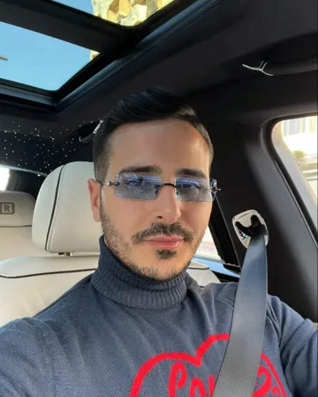 Саймон Леваев