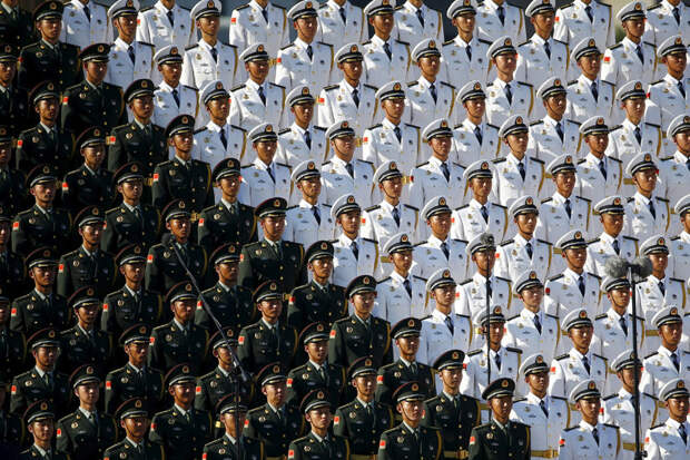 16. Китайский военный хор на военном параде в Пекине, 3 сентября 2015. китай, люди, толпа