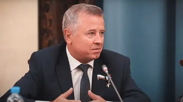 Депутат Богодухов объяснил причины притеснения русских на Западе