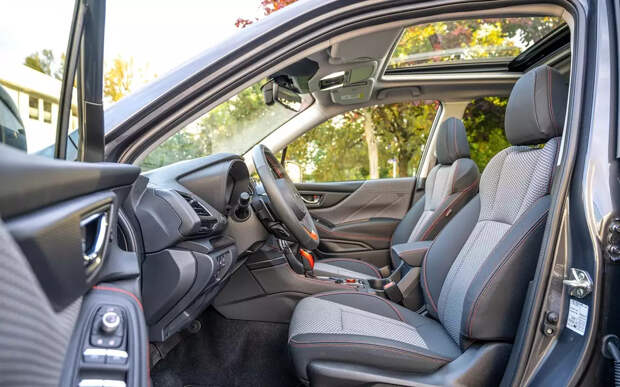 Легендарный японский кроссовер снова можно купить в России: цены