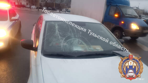 В Туле иномарка сбила пешехода на улице Демидовская плотина