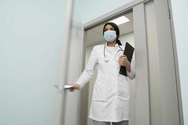 Врач Бекишева рассказала о редком последствии менингита у ребёнка