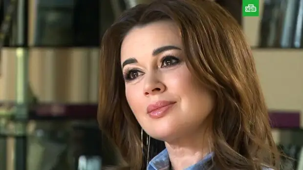 “Как нам вернуться”, – дочь Заворотнюк не может попасть на родину