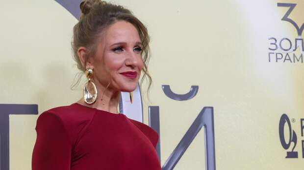 Юлия Ковальчук поделилась пляжным фото в купальнике