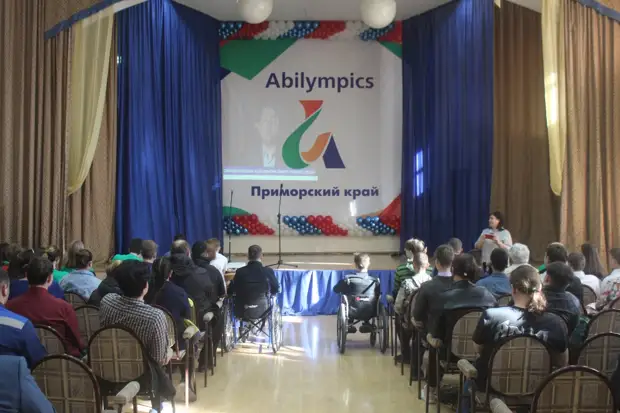 Готовим, ремонтируем авто и делаем маникюр: чемпионат "Абилимпикс" стартовал в Приморье