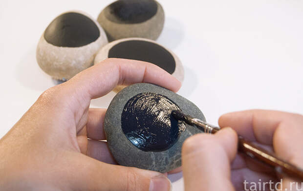 Точечная роспись по камням