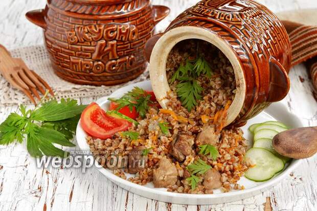Фото Гречневая каша с мясом в горшочке