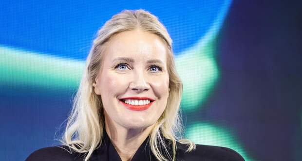 Елена Летучая вышла в свет в откровенном виде