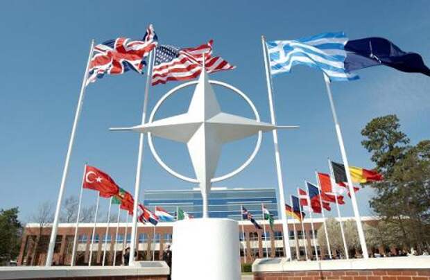 НАТО обвинило Испанию