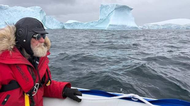 «Пингвины проводили к лодке»: Конюхов завершил одиночную экспедицию в Антарктиду