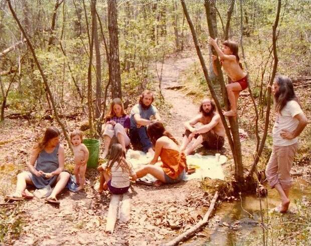 Редкие цветные фотографии коммуны американских хиппи 1970-х годов коммуна, люди, хиппи