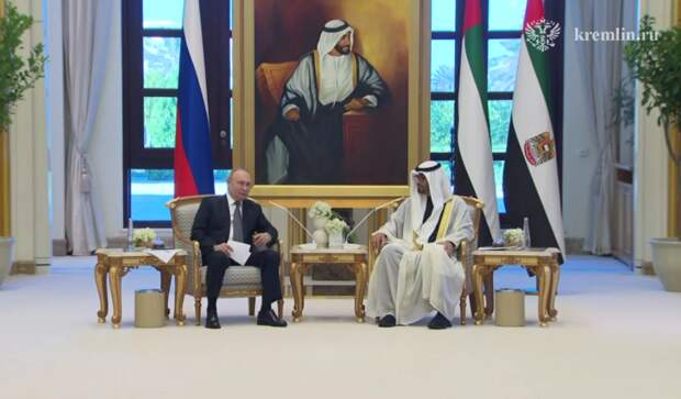 Путин назвал ОАЭ главным торговым партнером России в арабском мире