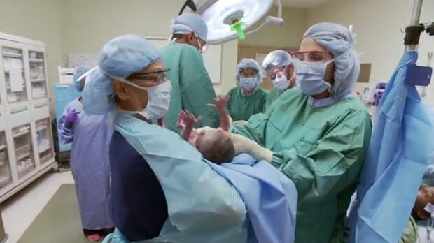 Она ждала рождения близнецов. Когда врачи показали результаты УЗИ, ее сердце едва не остановилось!