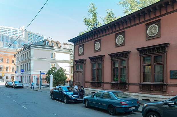12 уникальных деревянных домов Москвы