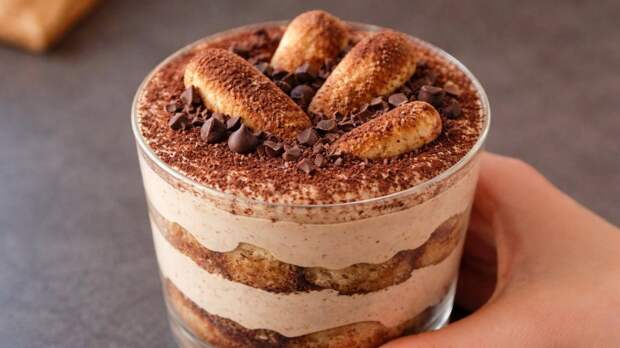 В сети вирусится тренд – «ленивый» японский тирамису за 5 минут