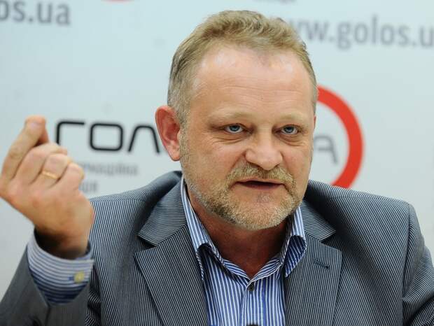 Андрей Золотарев: Власть Порошенко держится на соплях