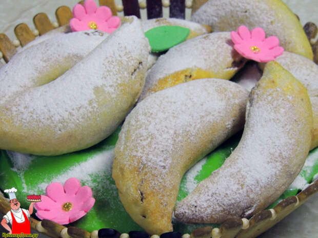Простой рецепт вкусного домашнего печенья «Бананы».