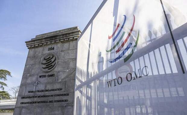 Санкции, блокады, пошлины, «танкерная война»: ВТО, куда Россия так стремилась, испускает дух