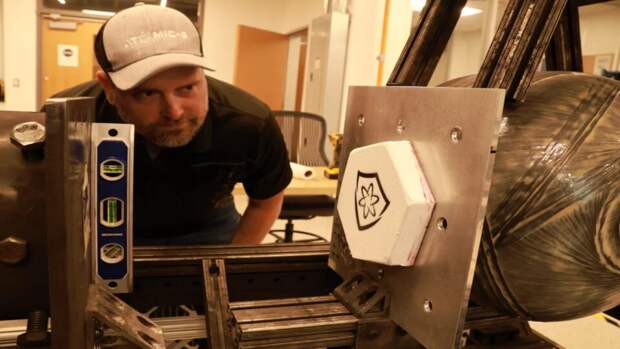 SpaceX отправит в космос спутники с инновационной защитой от мусора