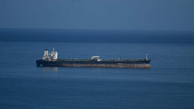 Первый танкер с СПГ тайно проскочил Ормузский пролив